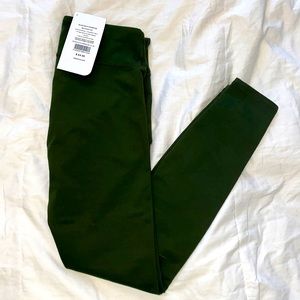 Fabletics salar solid powerflex leggings